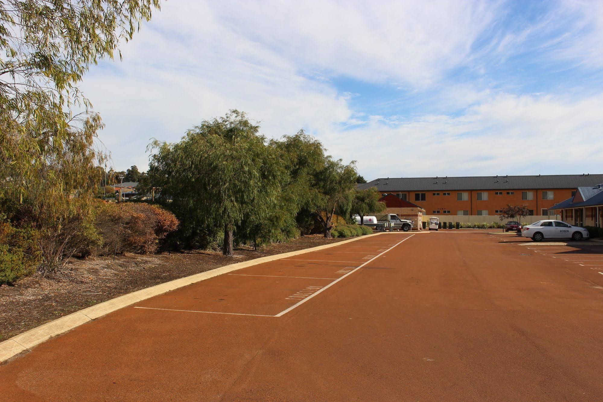 Collie Ridge Motel Buitenkant foto
