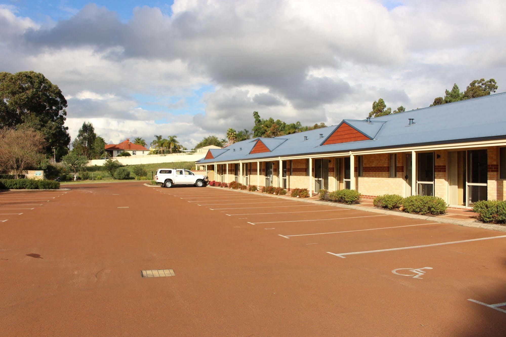 Collie Ridge Motel Buitenkant foto